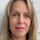 Egresada MARÍA VIRGINA BON PEREIRA