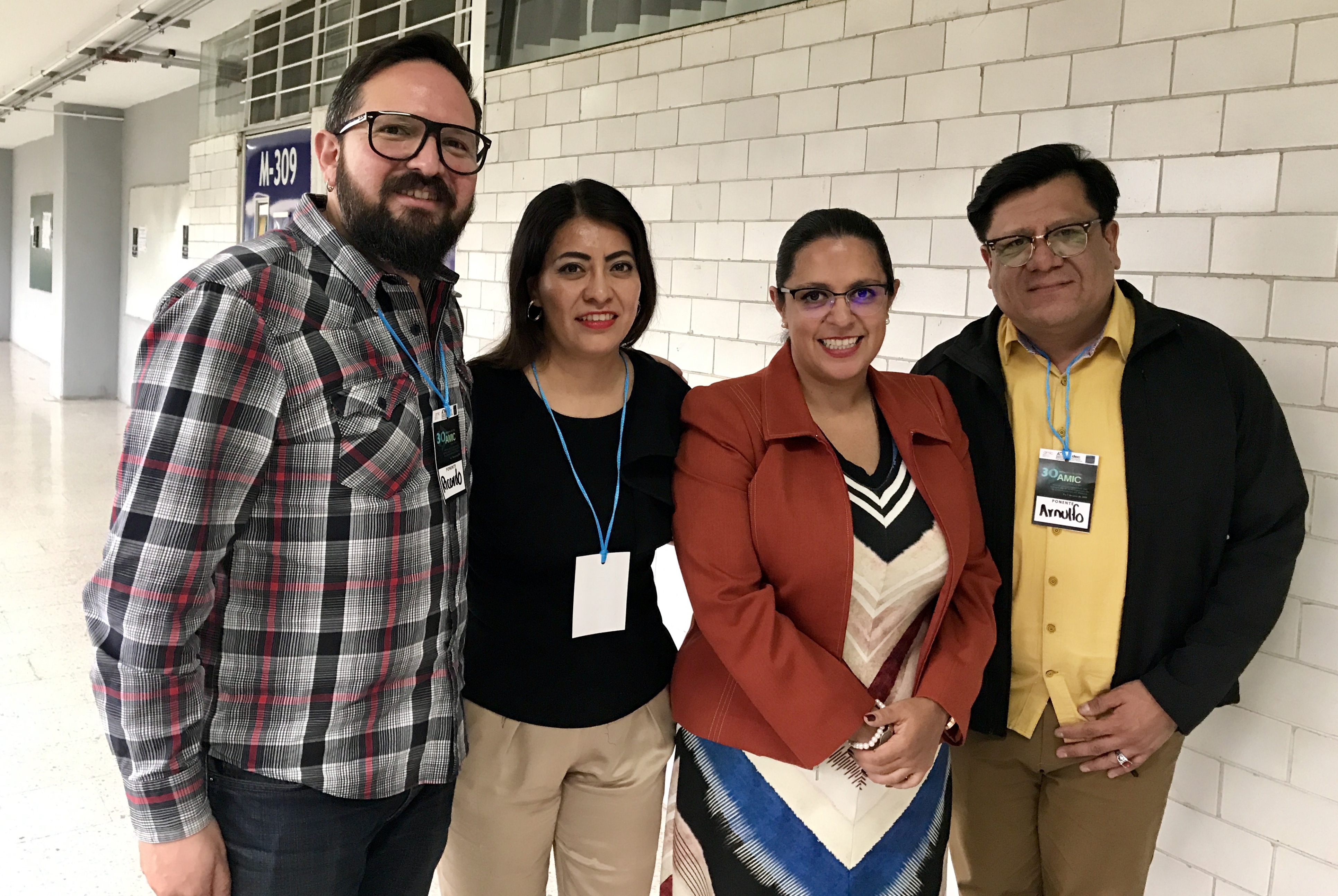 Facultad de Comunicación participa en encuentro de la AMIC