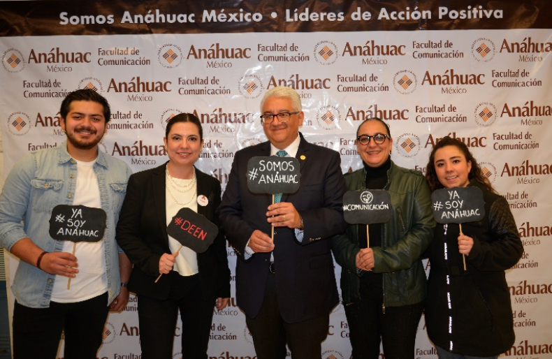 Nuestra Facultad de Comunicación recibe a más de 40 alumnos de nuevo ingreso