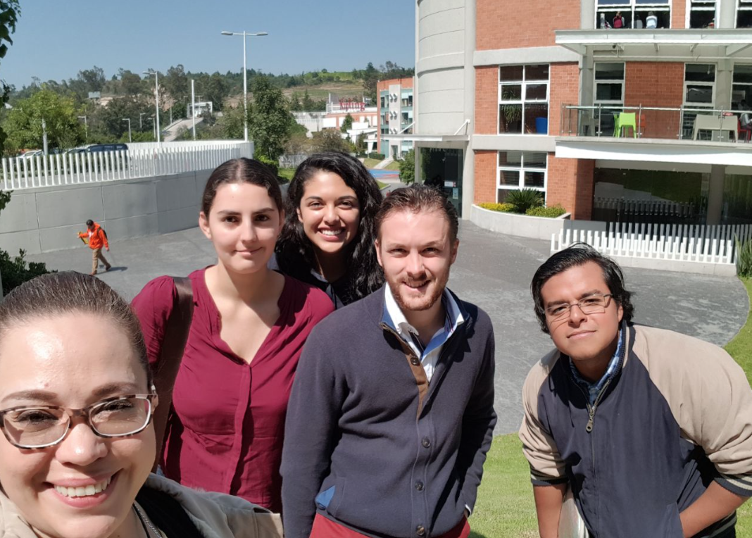 Nuestra Facultad de Comunicación asiste a la Feria de las Universidades del Instituto Rudyard Kipling