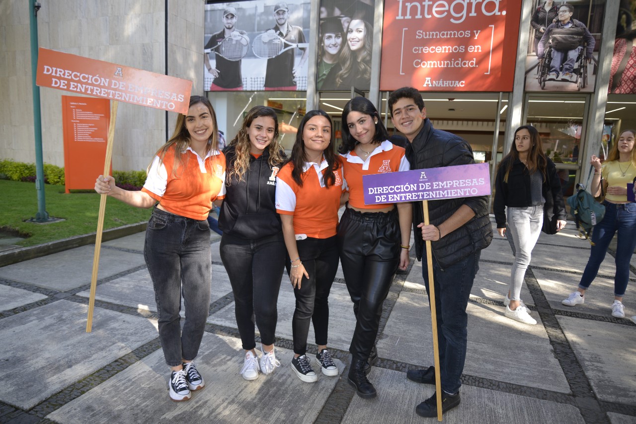 Nuestra Facultad de Comunicación participa con talleres en el Día OV 2022