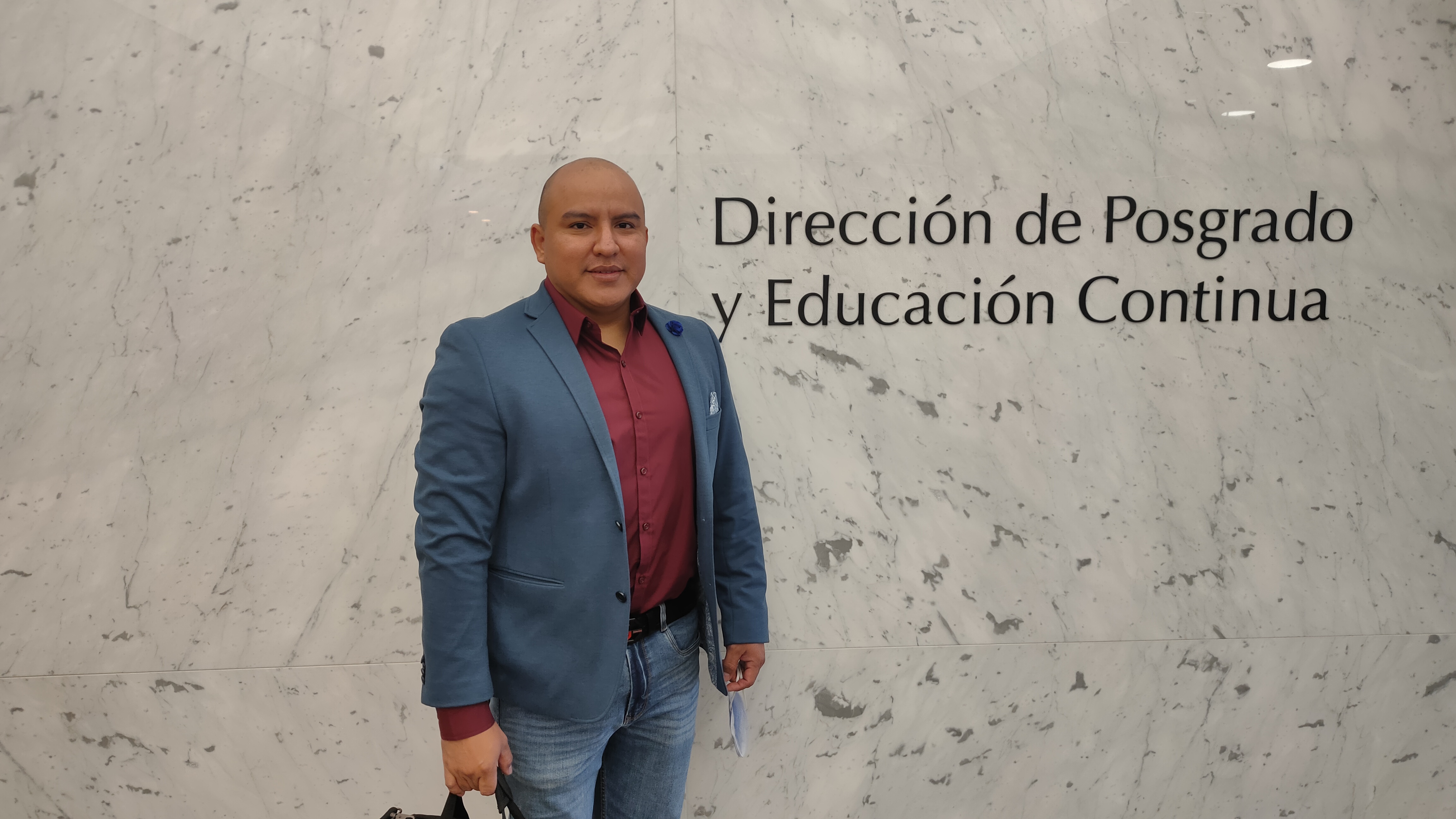 Alumno del Doctorado en Comunicación y Mercadotecnia Estratégica realiza estancia internacional