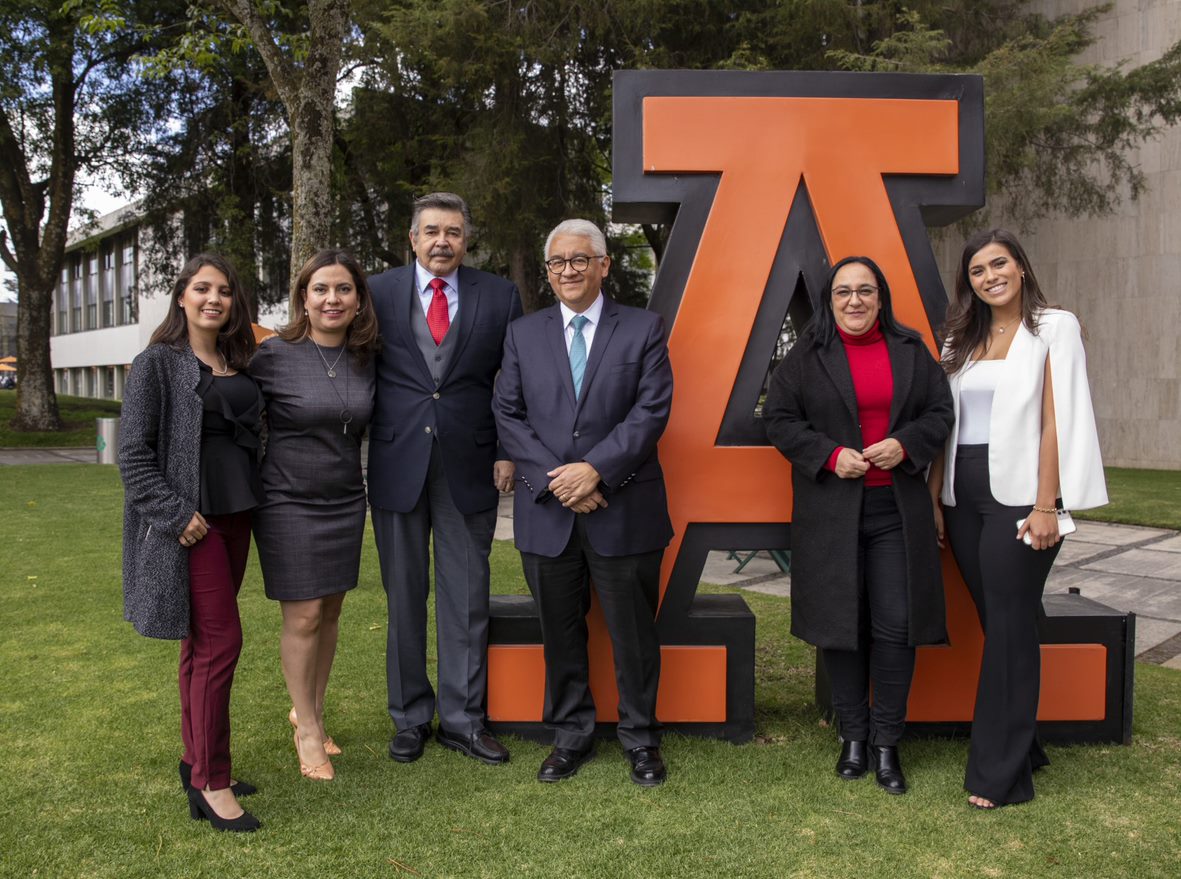 Jorge Ortiz de Pinedo dicta Cátedra en la Facultad de Comunicación