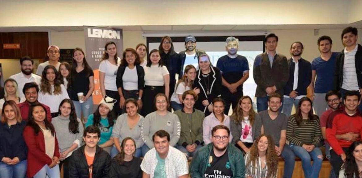 La especialidad de cine organiza pláticas con profesionales del área