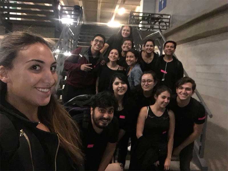 Alumnos participan en concierto de Katy Perry en la Arena Ciudad de México