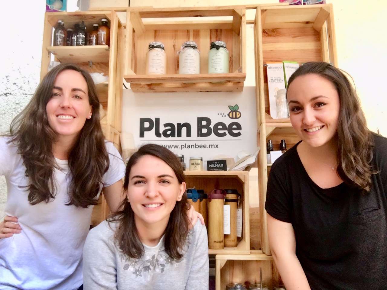 Fundadora de Plan Bee comparte su experiencia con nuestra comunidad