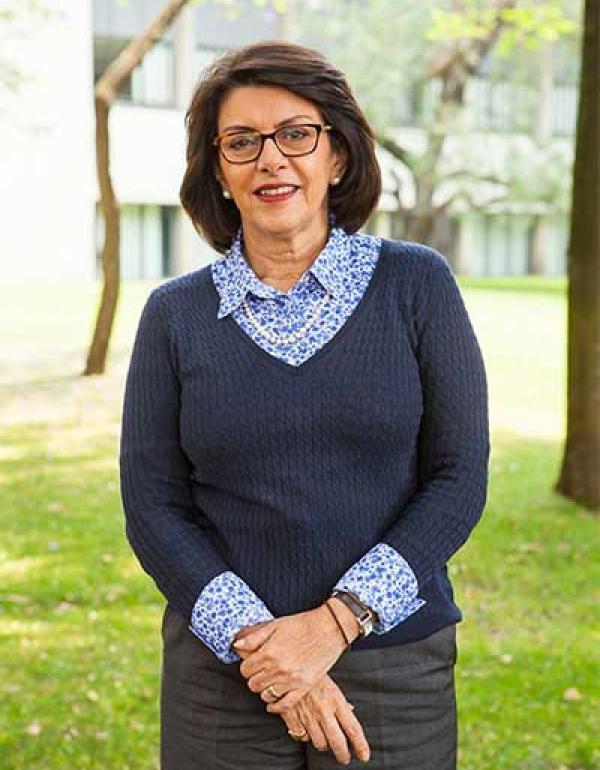 Dra. Patricia Martínez Lanz