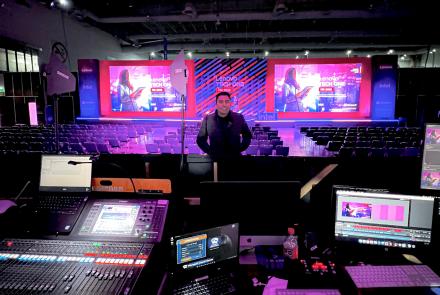 Héctor Yamil Hernández, un egresado que destaca en el mundo del entretenimiento