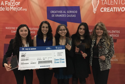 Alumnas de la Facultad de Comunicación ganan concurso “A favor de lo mejor”