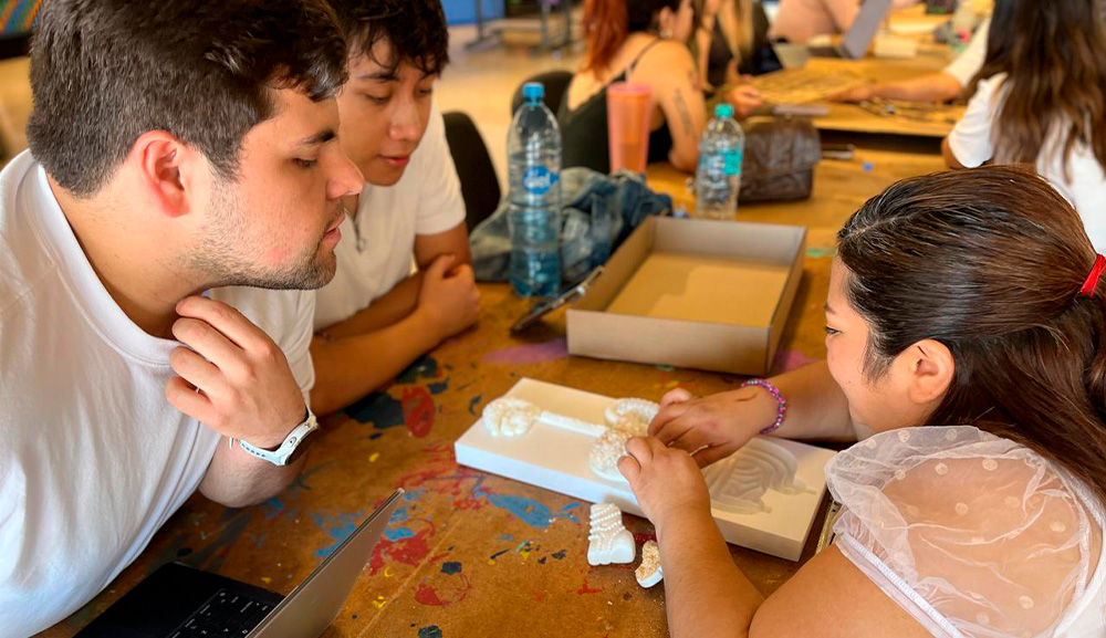 Taller inclusivo impulsa el diseño centrado en personas con discapacidad visual 