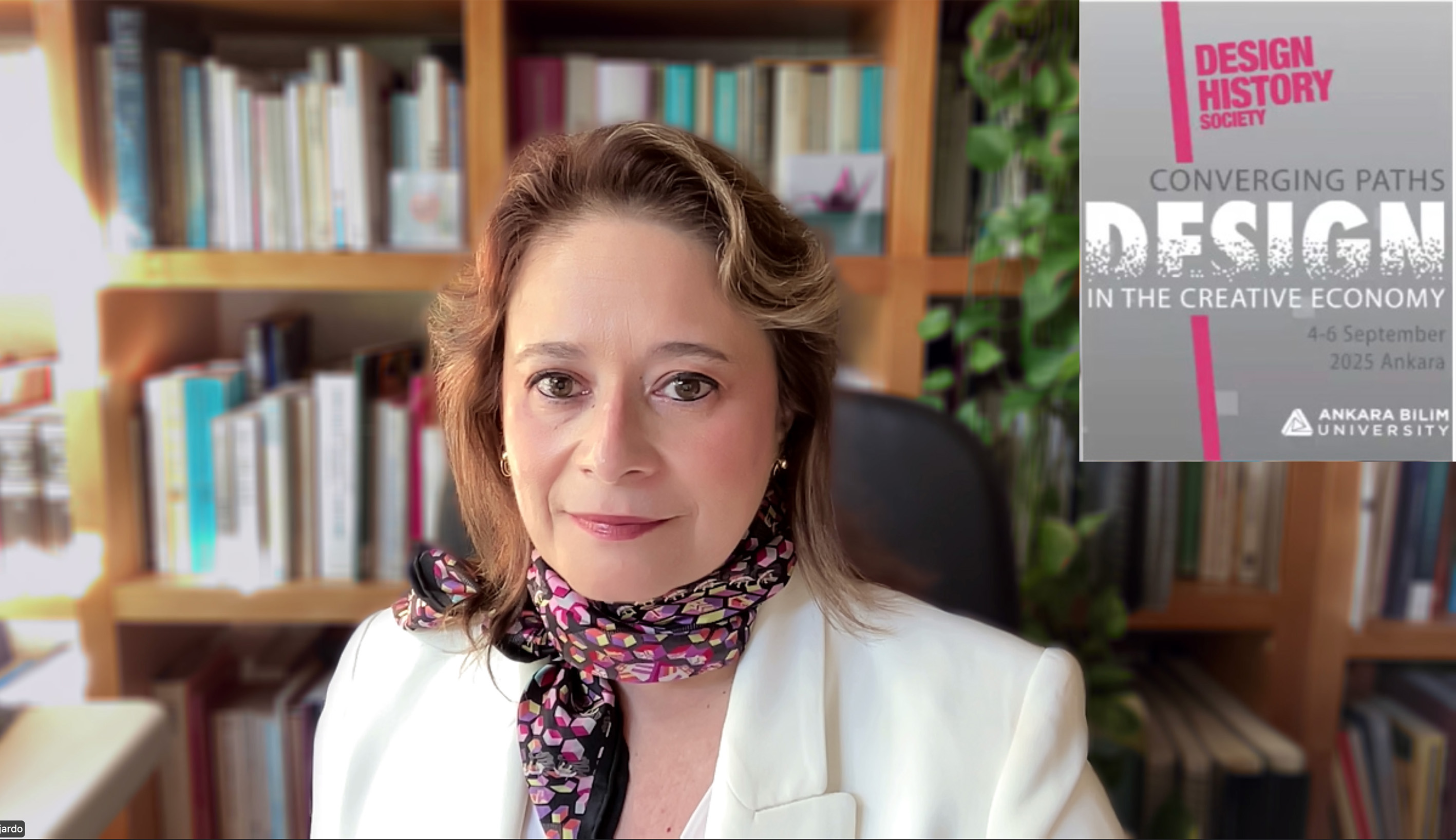 Carolina Magaña Fajardo presentó su investigación sobre el papel de las mujeres en la difusión del higienismo en el México posrevolucionario.