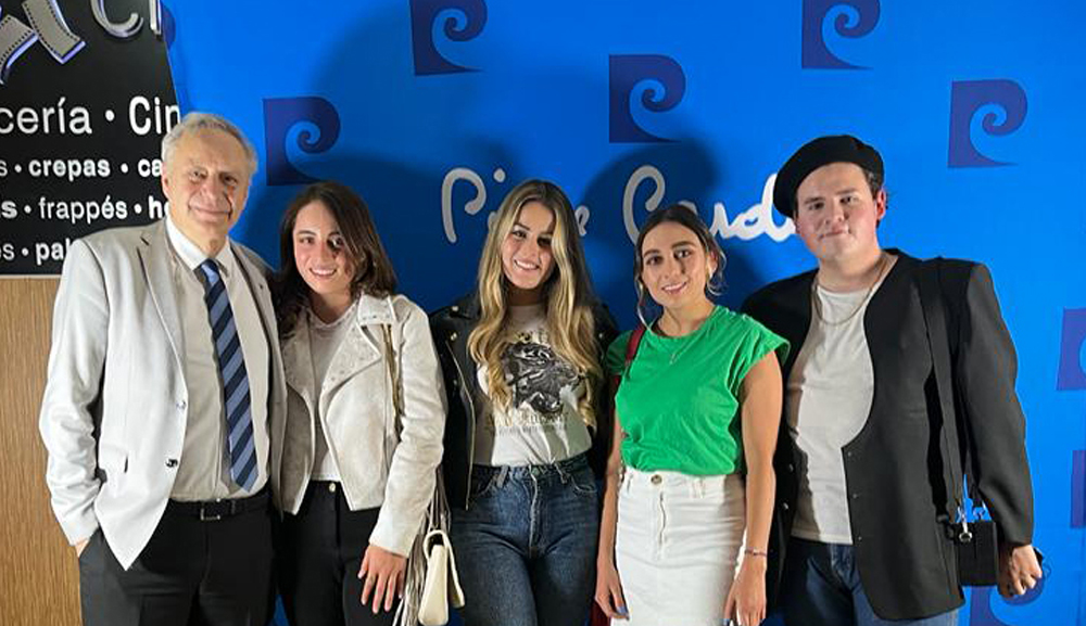 Alumnos de Moda e Innovación participan en el evento “Pierre Cardin Cosmocorps 3022”