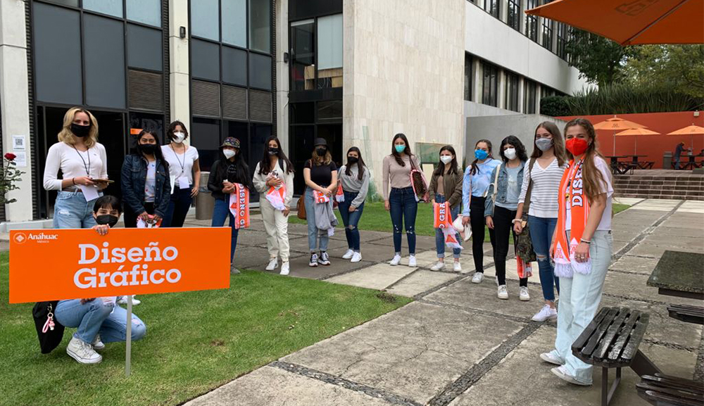 Recibimos de manera presencial a los alumnos de nuevo ingreso a nuestras instalaciones en el Campus Sur con todas las medidas preventivas de salud.