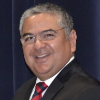 Dr. Virgilio Bravo Peralta