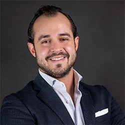 Santiago Salinas