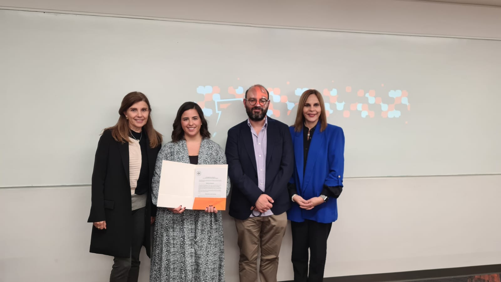 Estudiantes de la Maestría en Educación presentan sus exámenes de grado