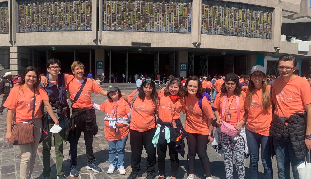 Alumnos del Diplomado en Desarrollo de Habilidades Sociales y Vocacionales participan en peregrinación a la Basílica de Guadalupe