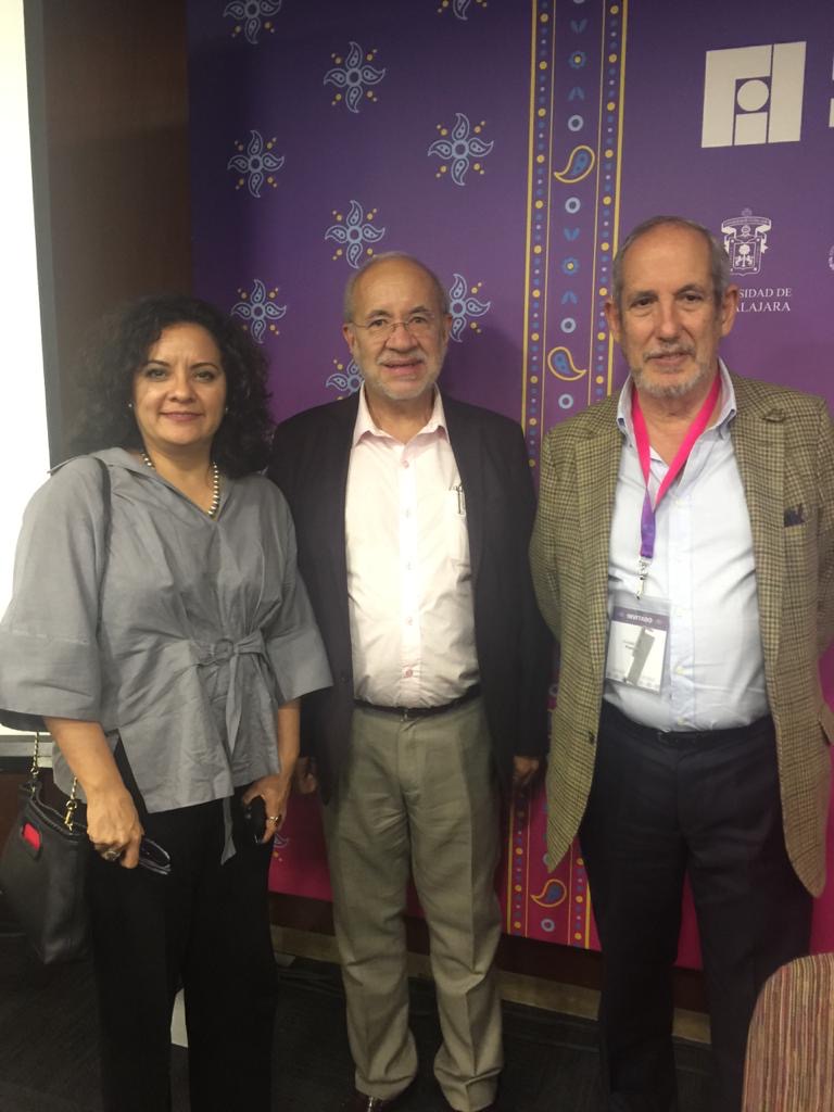 Durante la 33 Feria Internacional del Libro de Guadalajara, el comité técnico de la investigación de iBbY México presentó los resultados de la encuesta.