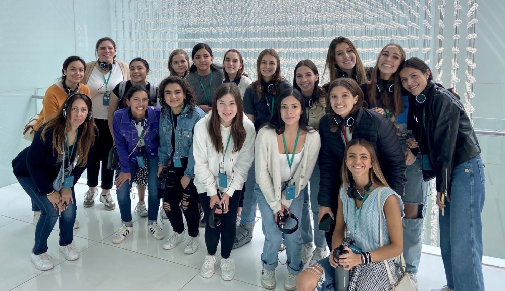 Alumnas de Pedagogía visitan el Museo Memoria y Tolerancia