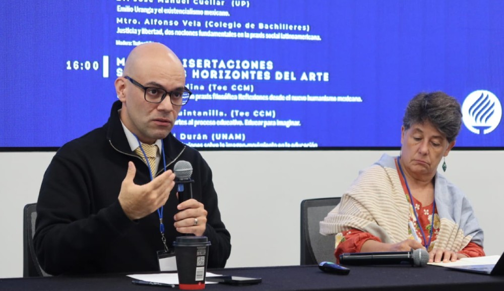 El Dr. Jorge Silva aborda el tema de narcocorridos en Congreso Internacional de Humanidades