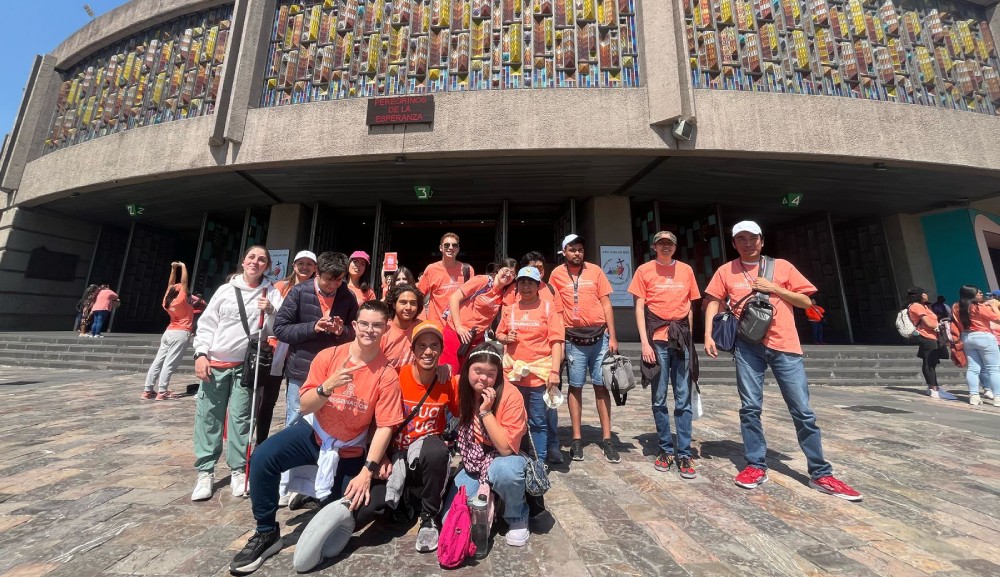 Alumnos del Diplomado asisten a la peregrinación a la Basílica de Guadalupe