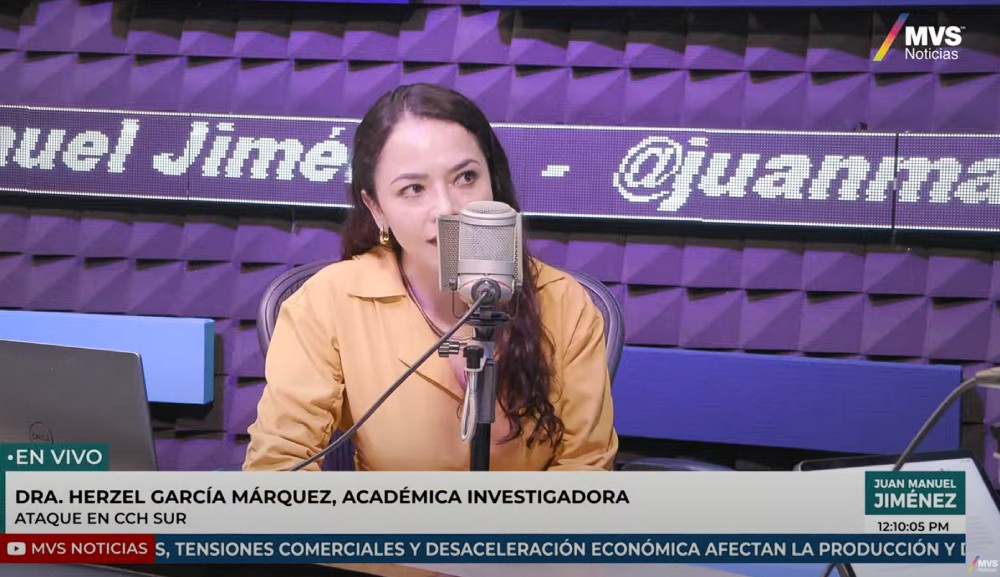 Durante una entrevista en MVS Noticias, la académica de la Universidad Anáhuac México destacó la urgencia de construir escuelas emocionalmente seguras, fortalecer la salud mental y replantear la educación desde la empatía, la convivencia y la prevención integral.