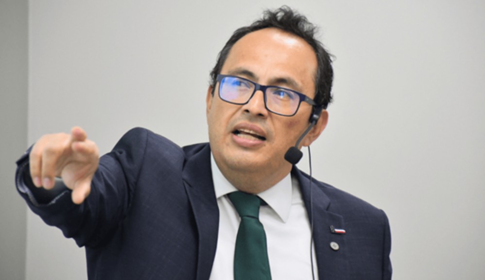 El Dr. Hernando Caicedo participa como profesor invitado en el CETYS Universidad