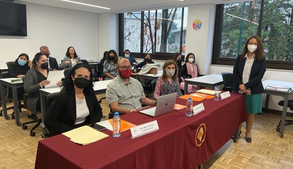 Egresadas de la Maestría en Educación realizan con éxito sus exámenes de grado