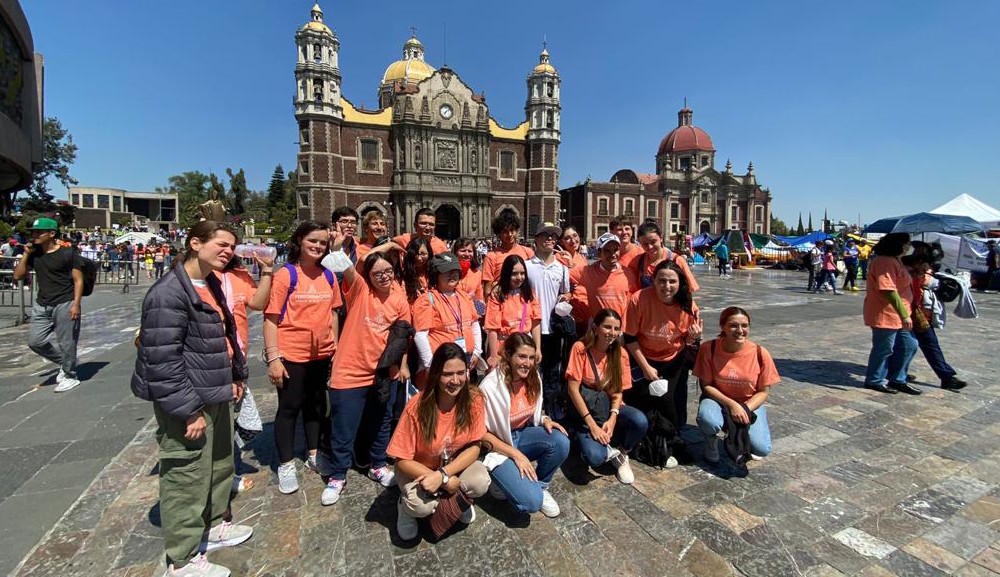 Alumnos del Diplomado en Desarrollo de Habilidades Sociales y Vocacionales participan en peregrinación a la Basílica de Guadalupe