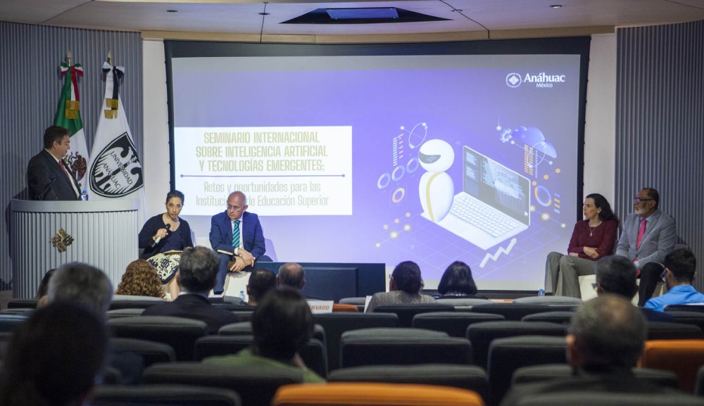 Académicos de la Facultad de Educación y Humanidades participan en Seminario Internacional sobre Inteligencia Artificial y Tecnologías Emergentes