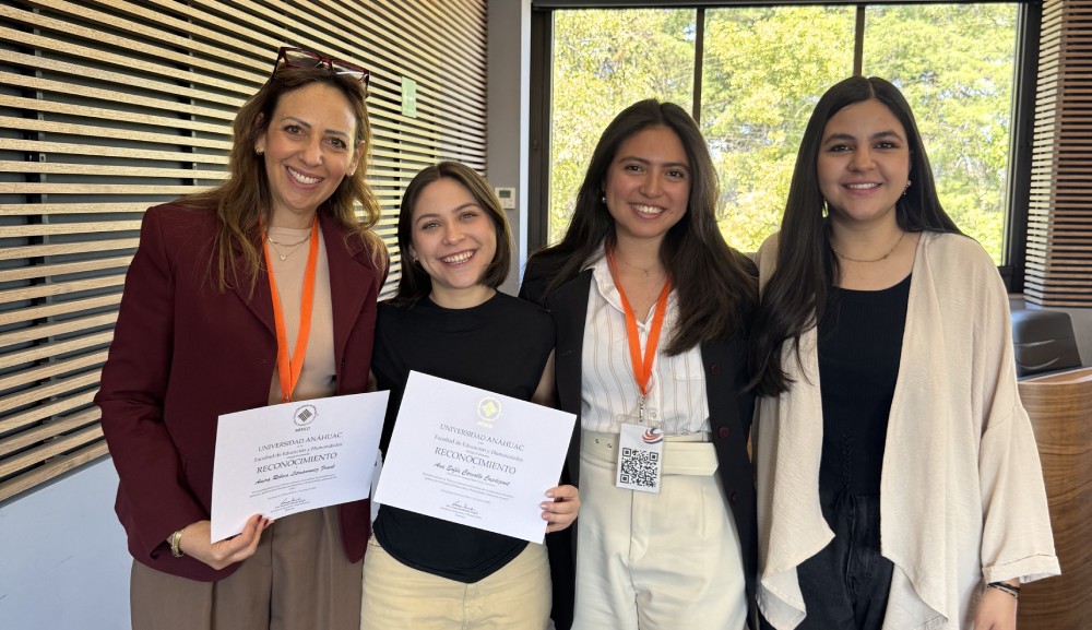 La Facultad de Educación y Humanidades premia a los ganadores del Primer Concurso Universitario de Contribuciones Literarias y Gráficas
