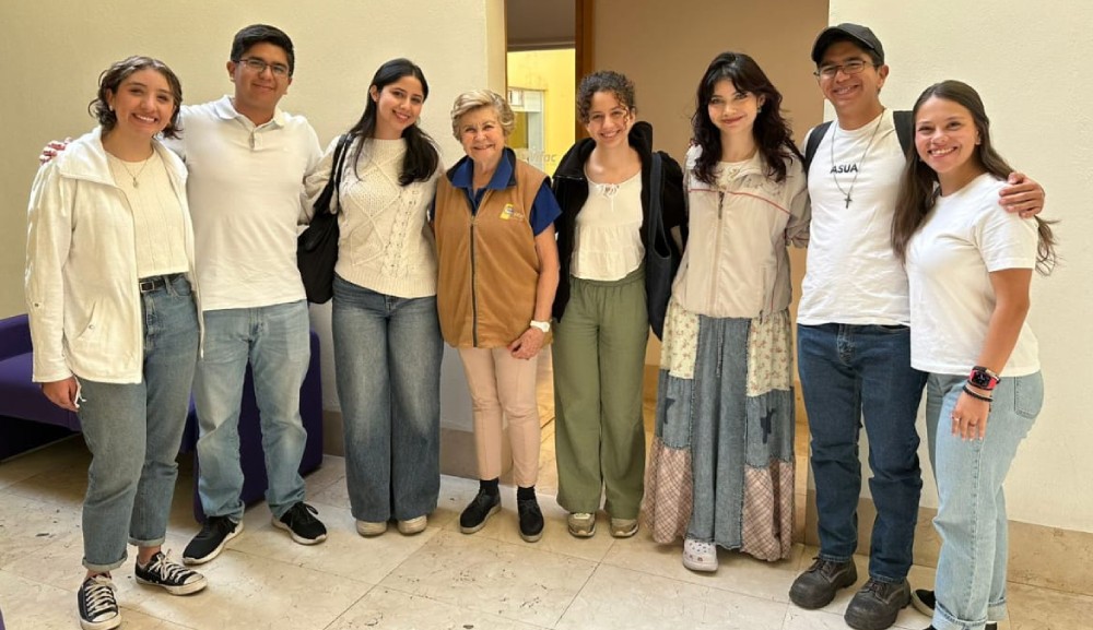 ASUA Desarrollo Humano y Familiar imparte taller en VIFAC