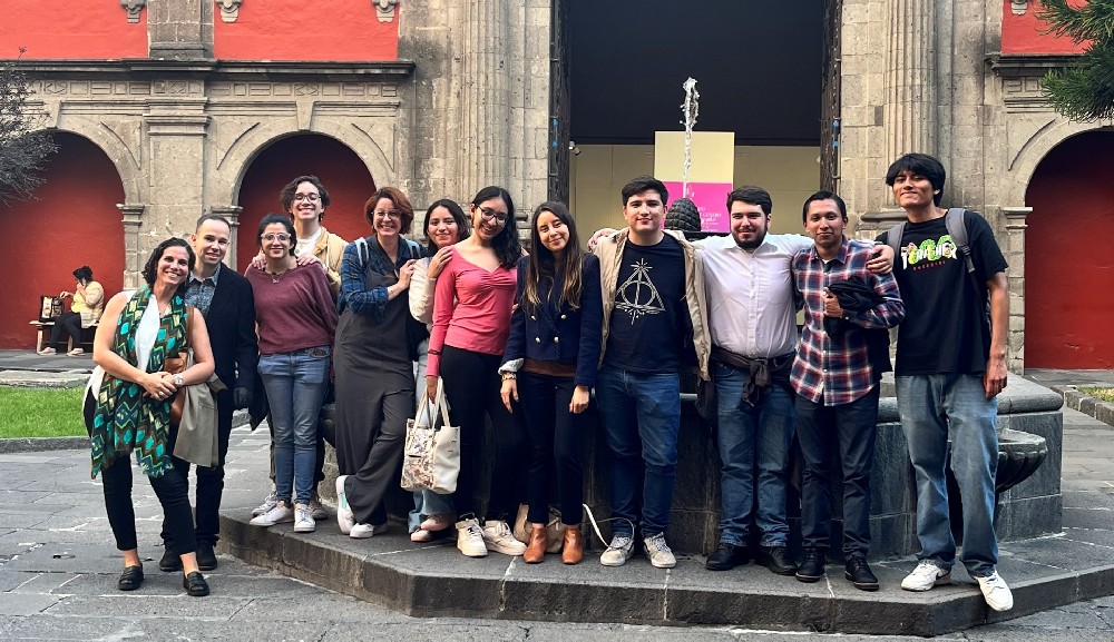 Alumnos de la Licenciatura en Historia visitan el Museo Nacional de las Culturas del Mundo