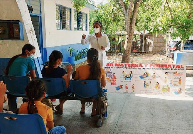 La Dra. Astrid Bahena Hernández se sumó con esta actividad a las acciones del Día Nacional de la Salud Materna y Perinatal y de la Semana Mundial del Parto Respetado.