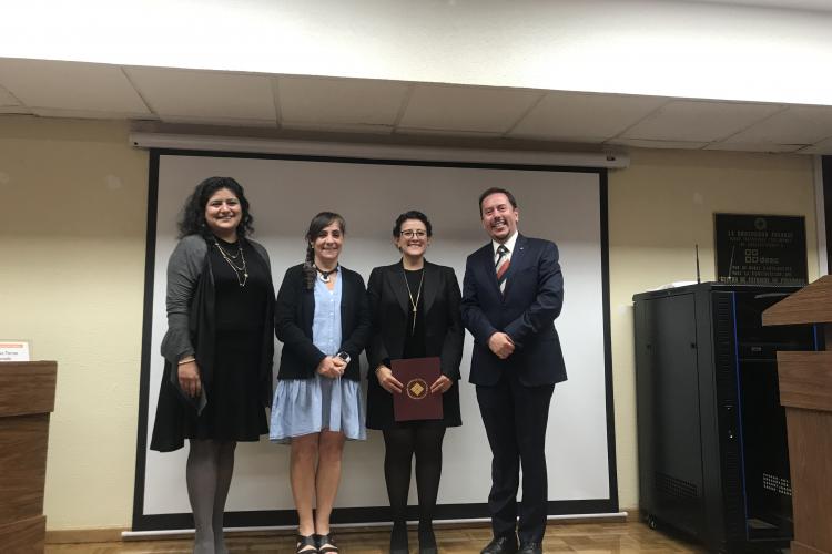 Sandra Raudales y Nora Enid Lecuona presentaron y defendieron sus proyectos de titulación en el campo de la educación médica.