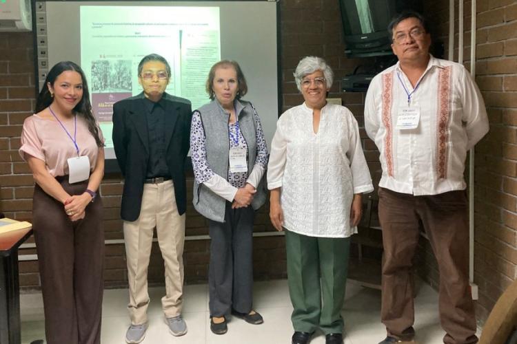 Impulsamos la conciencia histórica desde la didáctica crítica en Congreso Nacional de Investigación Educativa