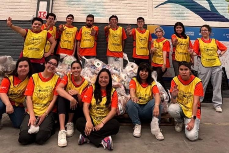 Alumnos del Diplomado en Desarrollo de Habilidades Sociales y Vocacionales realizan voluntariado en “Alimento para Todos”