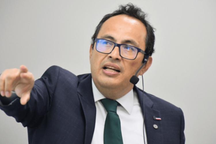 El Dr. Hernando Caicedo participa como profesor invitado en el CETYS Universidad