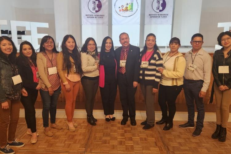 El doctor Alfonso Torres participa en congreso de ingeniería en gestión empresarial en Tlaxcala
