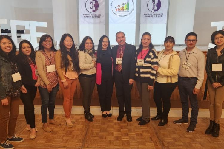 El doctor Alfonso Torres participa en congreso de ingeniería en gestión empresarial en Tlaxcala