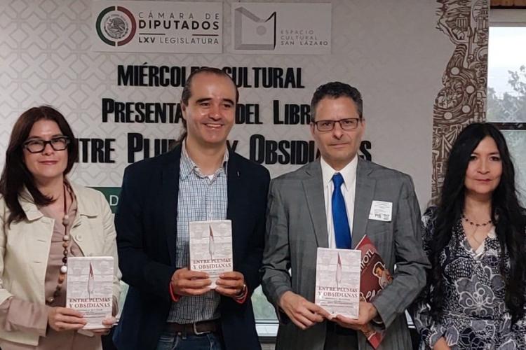 Marco Cervera presenta libro en la Cámara de Diputados