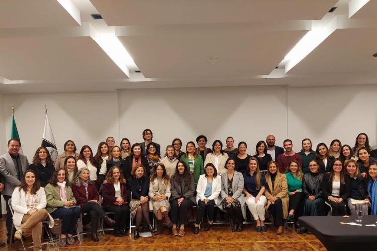 Docentes de la Facultad en Educación se reúnen en encuentro de cierre de año