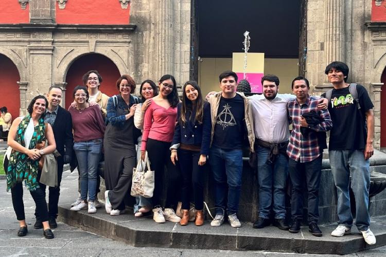 Alumnos de la Licenciatura en Historia visitan el Museo Nacional de las Culturas del Mundo