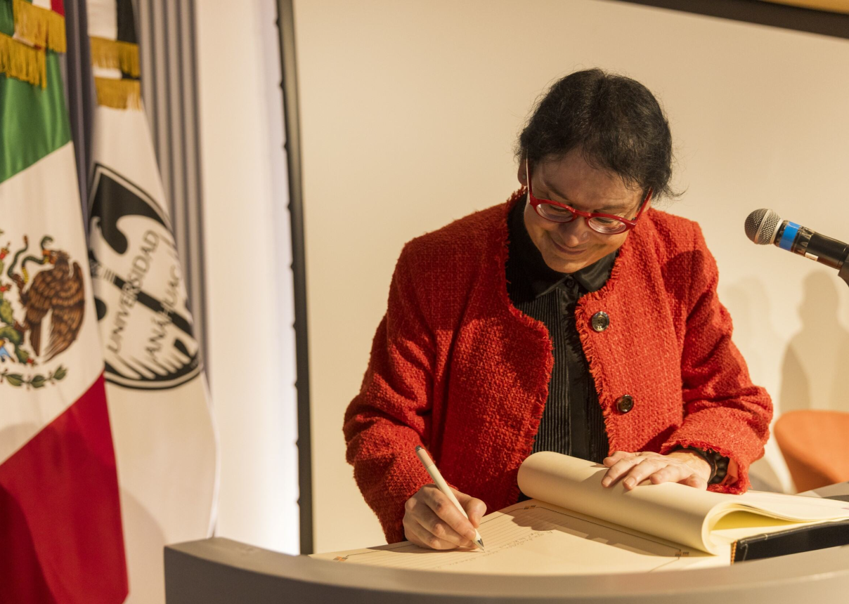 Dra. María Cristina Rosas