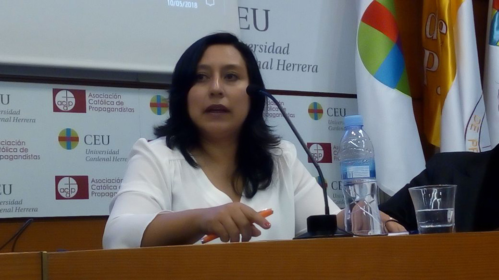 La Mtra. Lourdes Cabrera presentó en Valencia, España, el tema “La educación de la afectividad: un presupuesto para una cultura de la paz”.