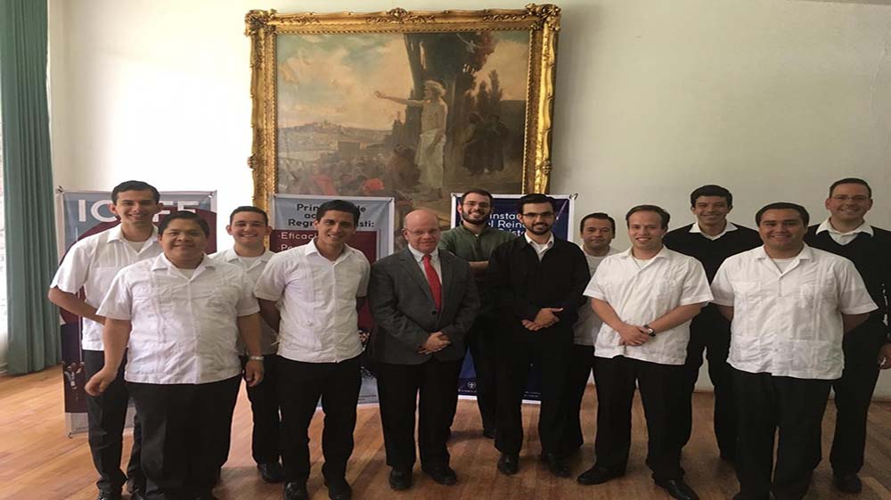 La Anáhuac participa en la formación de religiosos de la Legión de Cristo