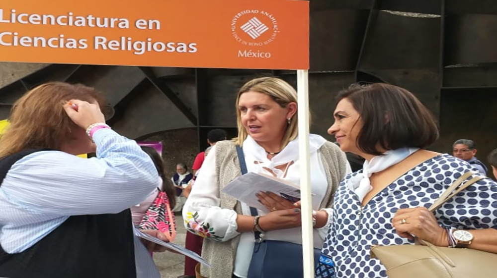 Licenciatura en Ciencias Religiosas inicia actividades con nuevo grupo