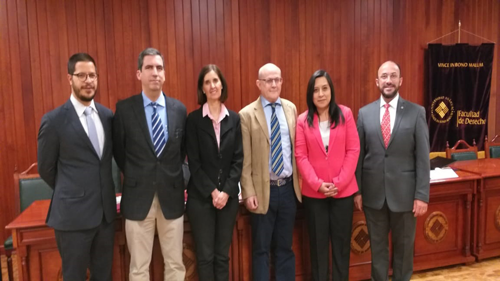 Investigador de Humanidades presenta libro a la Comunidad Anáhuac