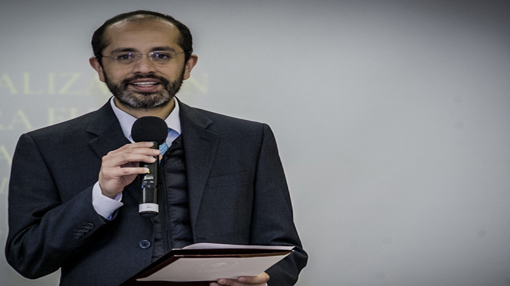 Con estos hechos, el Instituto de Regina Apostolorum se vincula al servicio de las necesidades pastorales dentro de nuestra Universidad.
