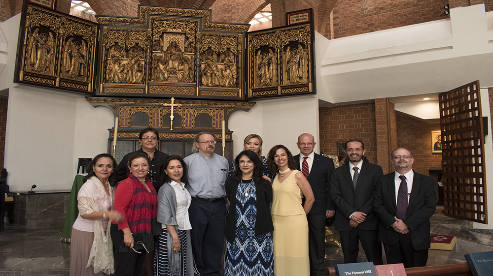 Alumnos y académicos visitan el templo anglicano Christ Church | Facultad  de Humanidades, Filosofía y Letras